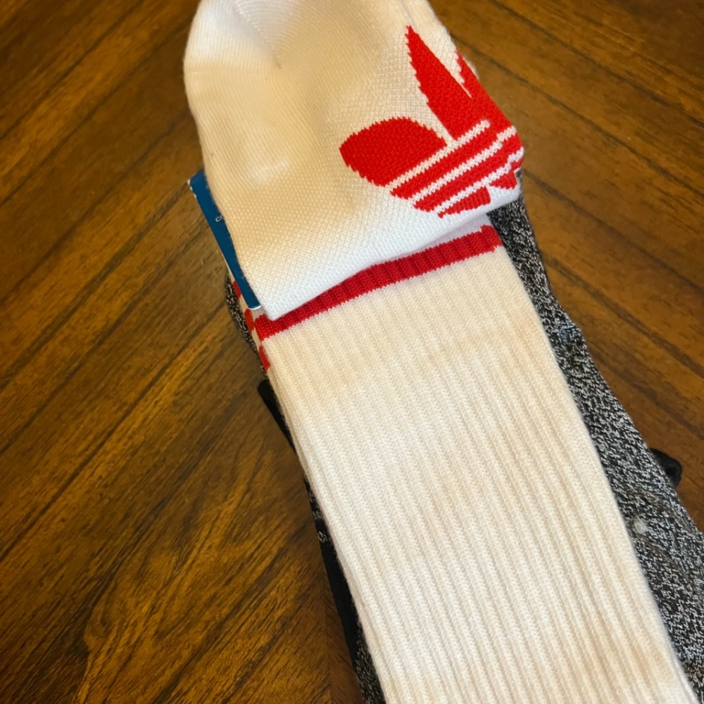 *3 Pack* ADIDAS Crew Socks - Picture 4 of 5